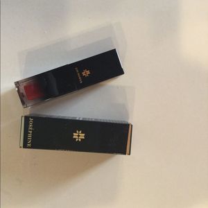 NIB Josephine natural matte liquid lipstick
